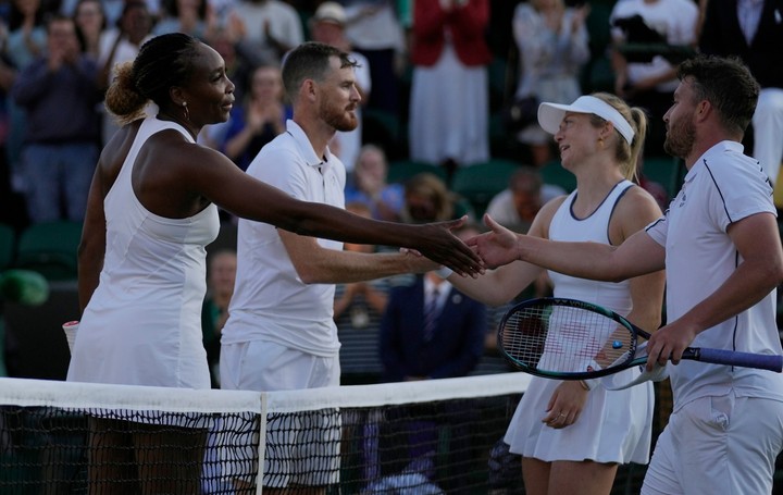 Wimbledon prepúšťa zamestnancov, Barnettová otvorila tabu tému